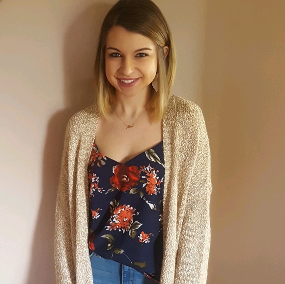 Meet your Posher, Taylor - Picture 1 of 1